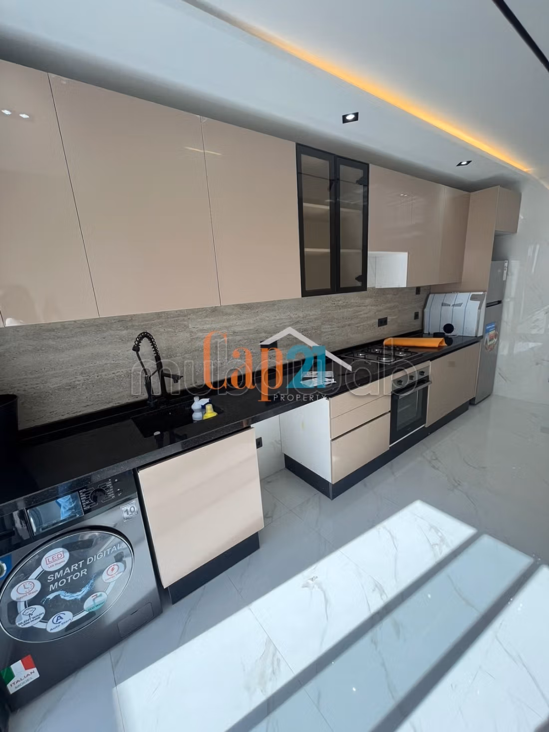 Lumineux appartement à louer à Tanja Balia — 6