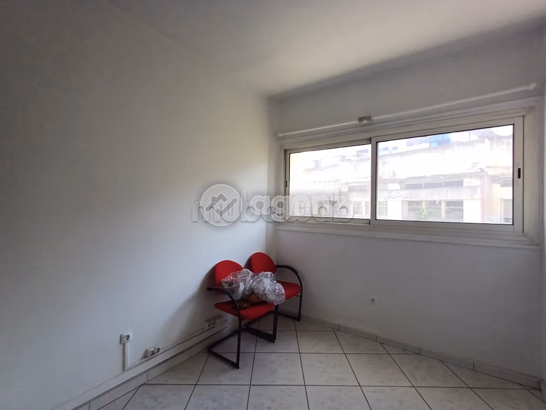 Edificio en venta de 300 m² en Moulay Youssef Casablanca