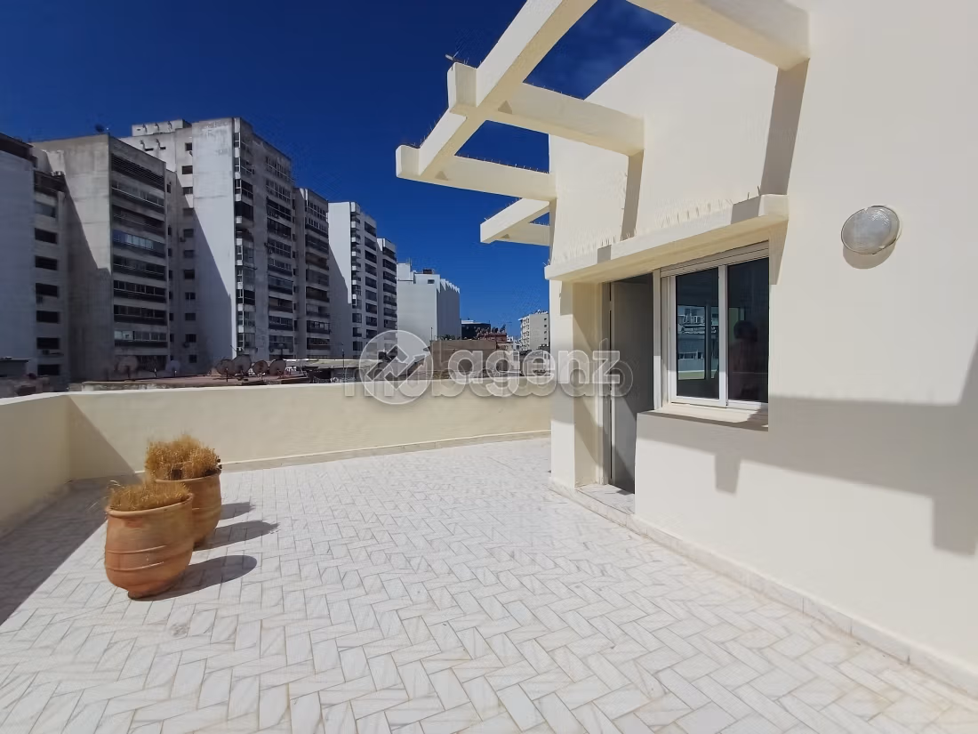 Edificio en venta de 300 m² en Moulay Youssef Casablanca