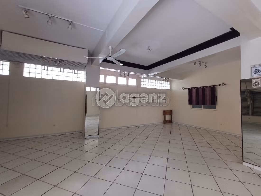 Edificio en venta de 300 m² en Moulay Youssef Casablanca
