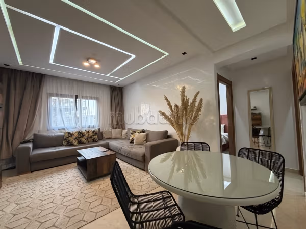 Apartamento muy bonito en alquiler en Hivernage. 3 amplias áreas de estar. Vestidor