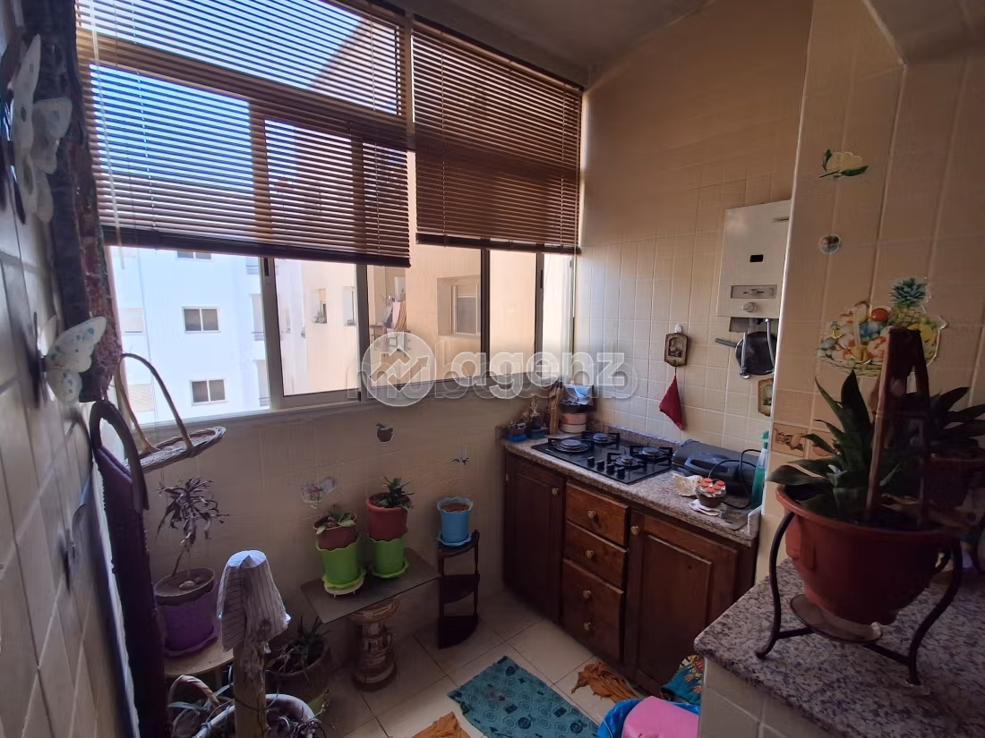 Appartement à vendre 81 m², 2 chambres Said hajji Salé