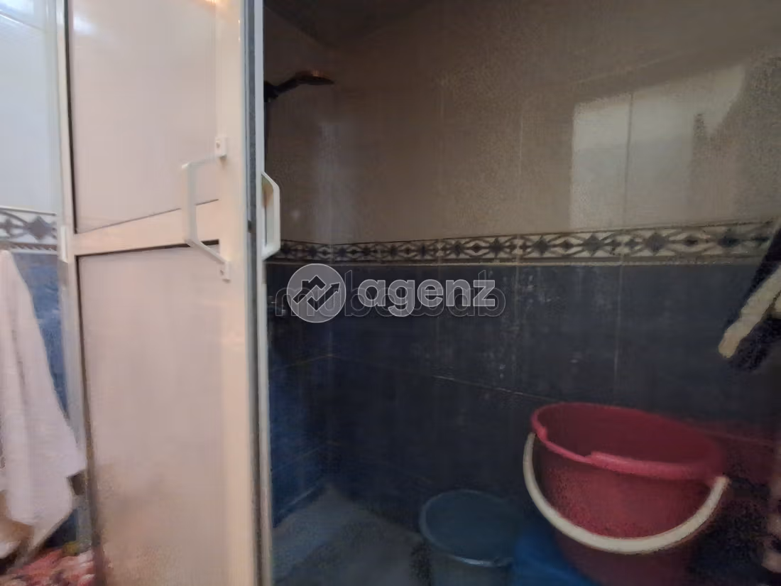 Appartement à vendre 81 m², 2 chambres Said hajji Salé