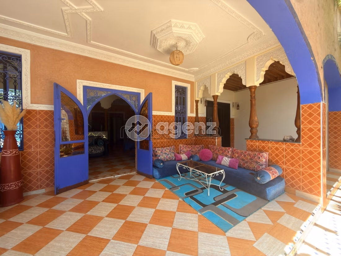 فيلا للبيع 610 م²، 6 غرف نوم إيللاويات الحوز