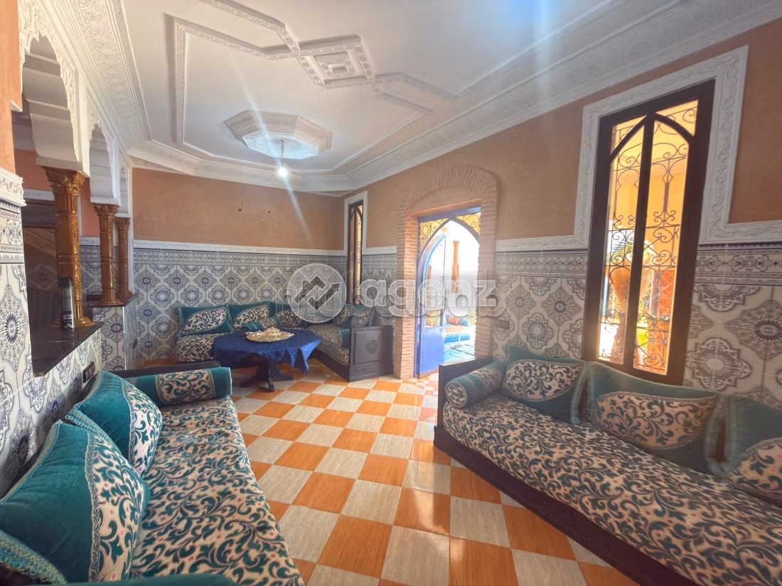 فيلا للبيع 610 م²، 6 غرف نوم إيللاويات الحوز