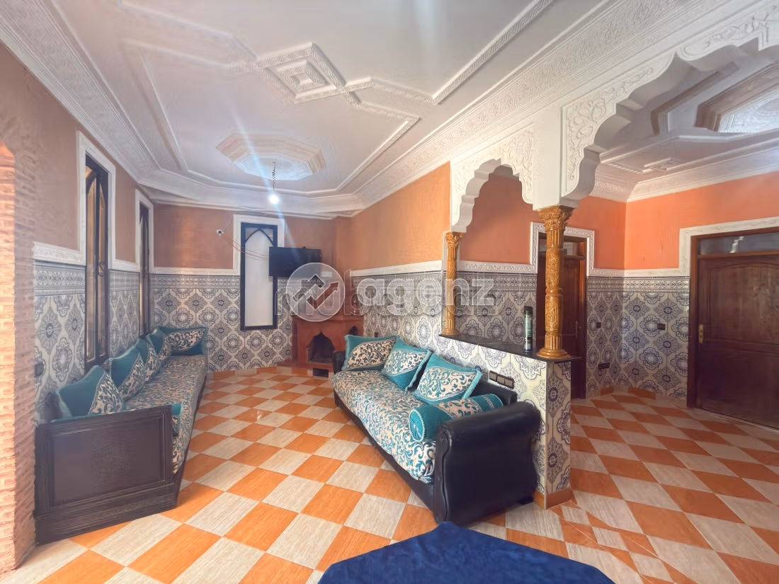 فيلا للبيع 610 م²، 6 غرف نوم إيللاويات الحوز