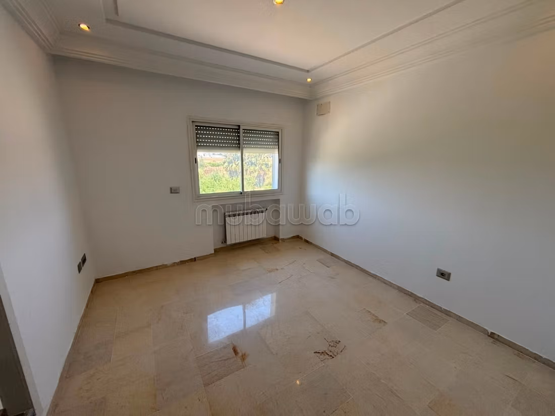 S3 for rent with a clear view
