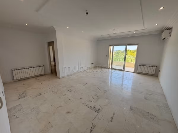 S3 for rent with a clear view