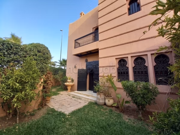 Charming villa for rent near Carefour Targa