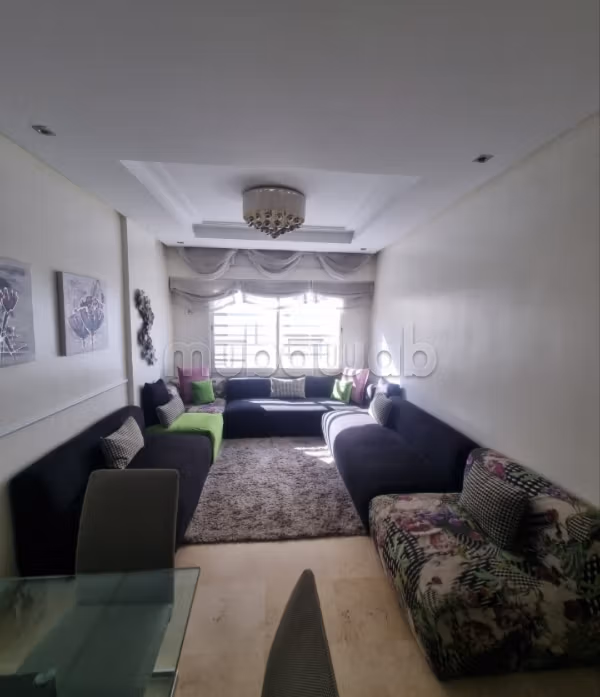 Appartement en location à Maârif. 2 belles chambres. Meublé