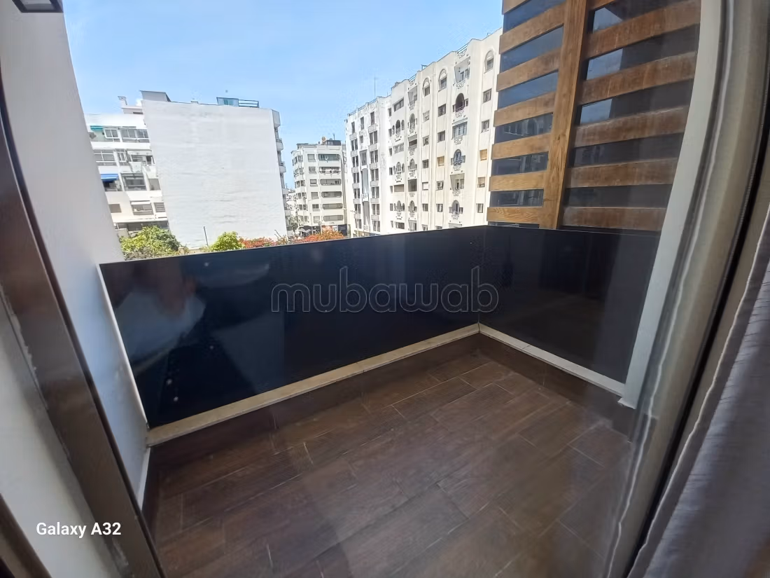 Appartement à vendre à Racine. 3 chambres. Meublé — 5