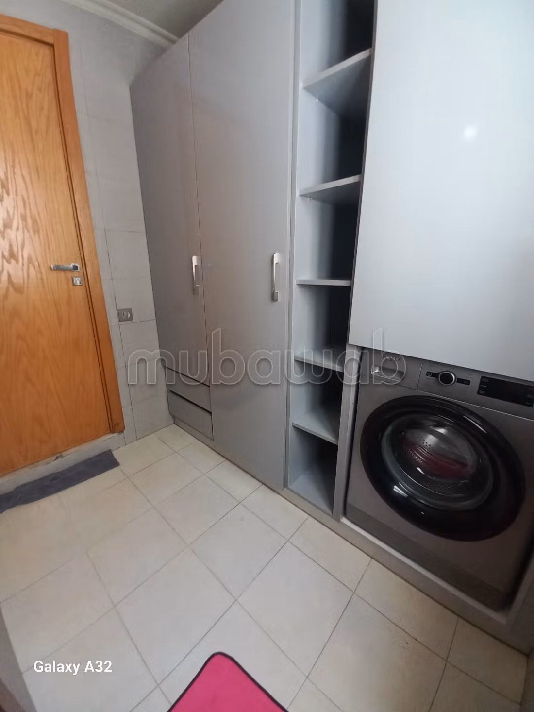 Appartement à vendre à Racine. 3 chambres. Meublé — 6