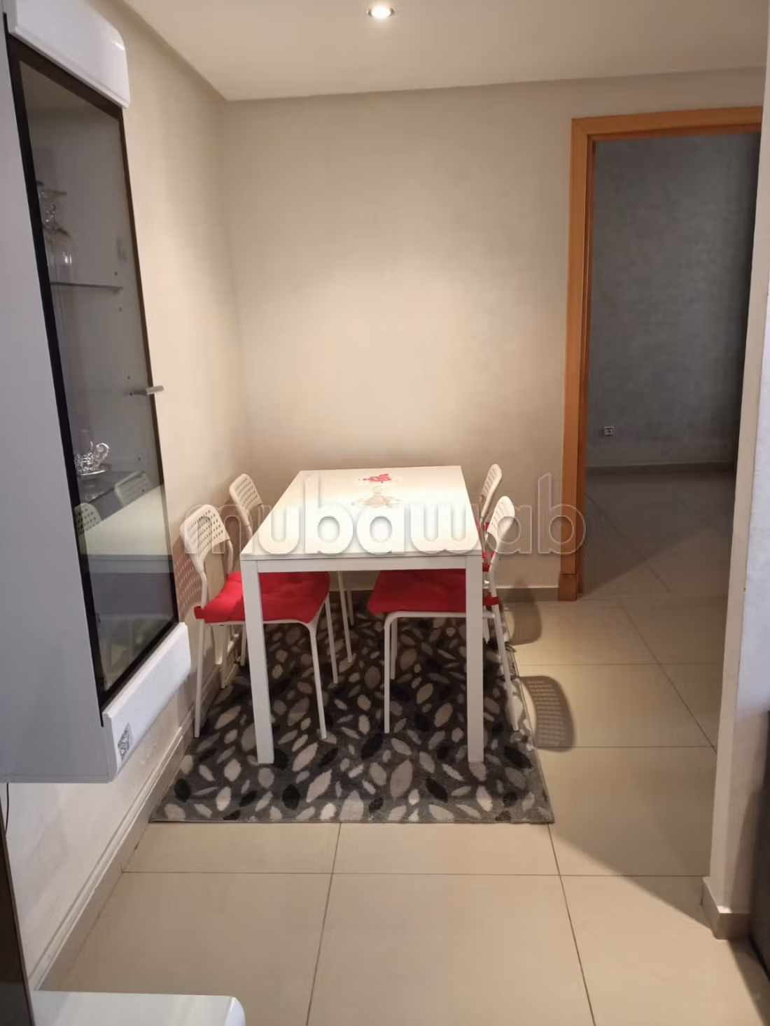 Appartamento in affitto a El Mansouria. 2 grandi stanze. Ben arredato