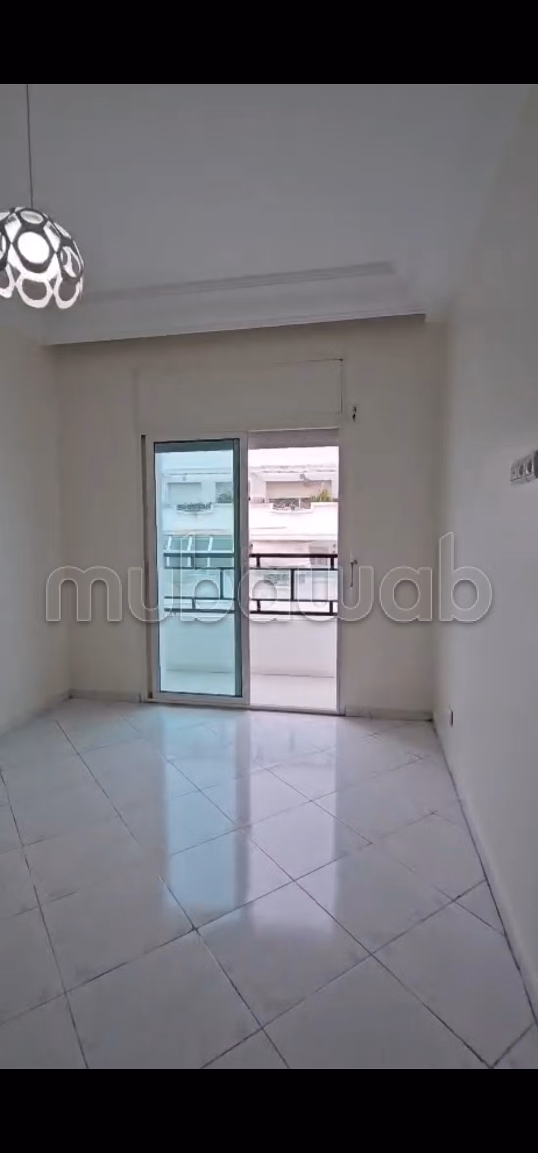 Appartement borgone en face lycée loyauté