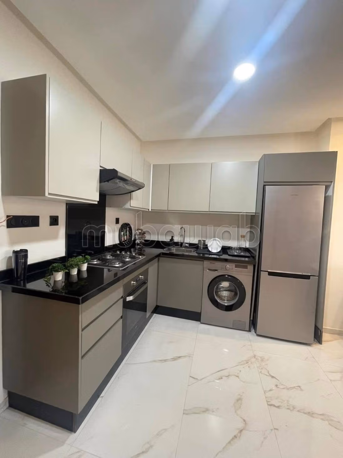 Superbe appartement à louer à Maârif. 1 Pièce. Meublé — 3