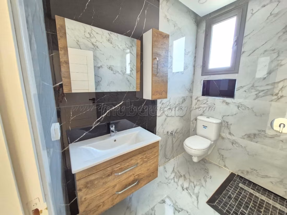A Vendre Magnifique Villa avec Piscine à Temlal