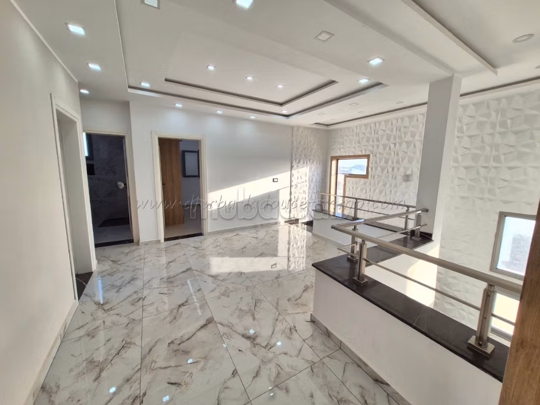 A Vendre Magnifique Villa avec Piscine à Temlal