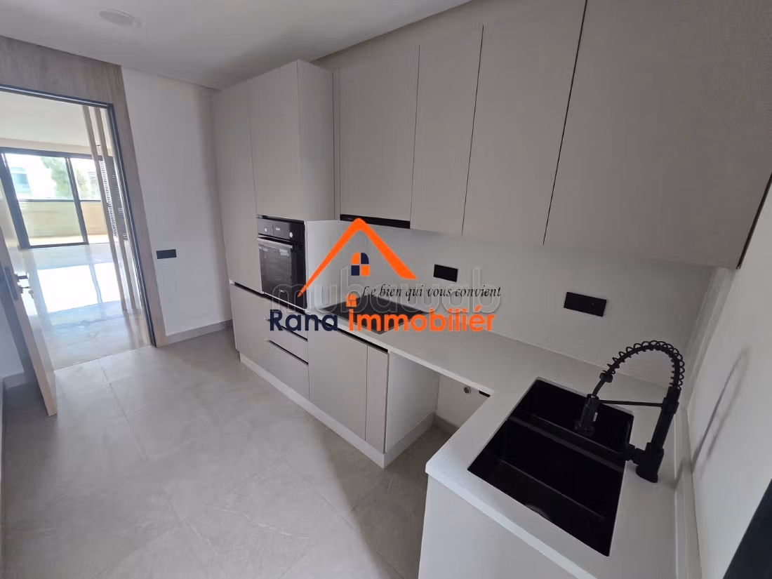 Appartement 170 m² f Souissi — 27