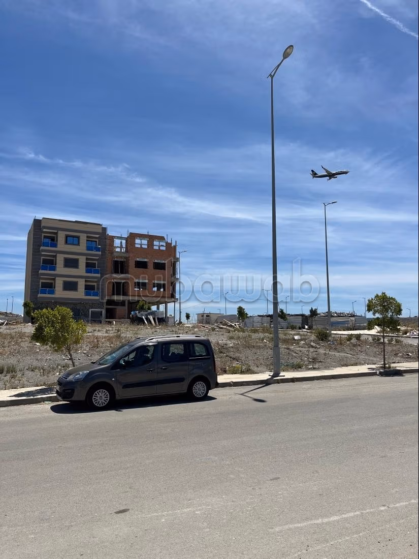 Terreno en venta en Merjan. Superficie total 240 m²