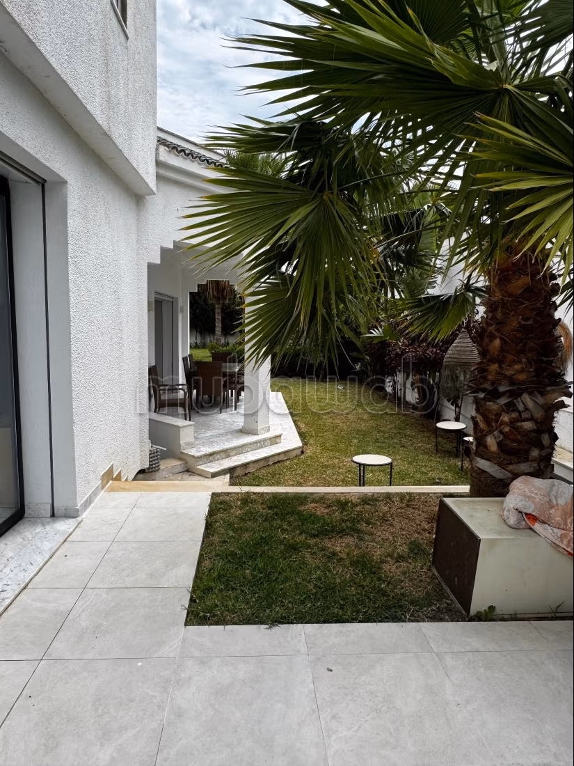 Vente villa de luxe à Les Berges Du Lac 1.5 chambres agréables. Piscine et air conditionné