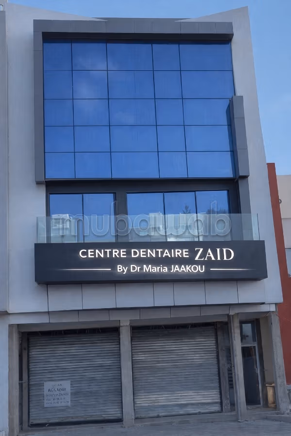 2 piani d'ufficio di 135 m2 con ascensore 2 3