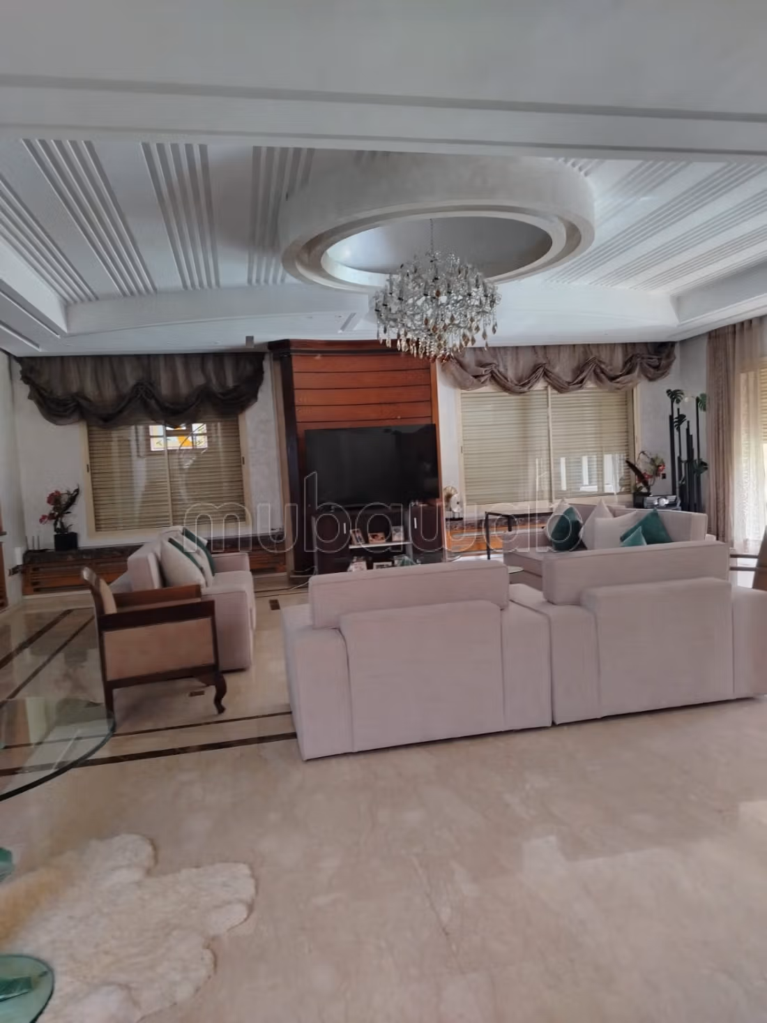 Villa for rent in California 55000 dh