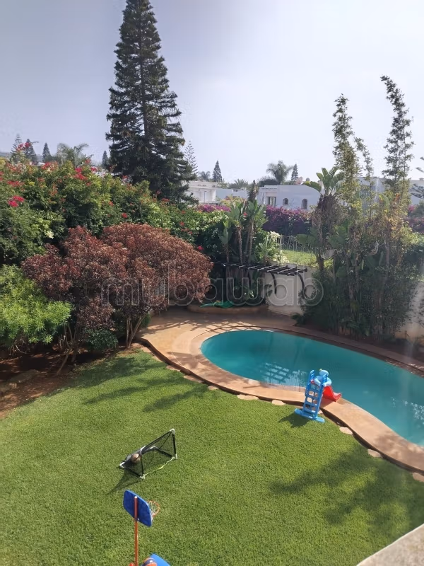 Villa for rent in California 55000 dh