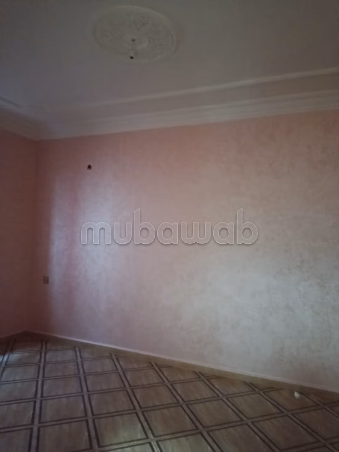 Appartement à louer à Mesnana. 2 chambres. Concierge