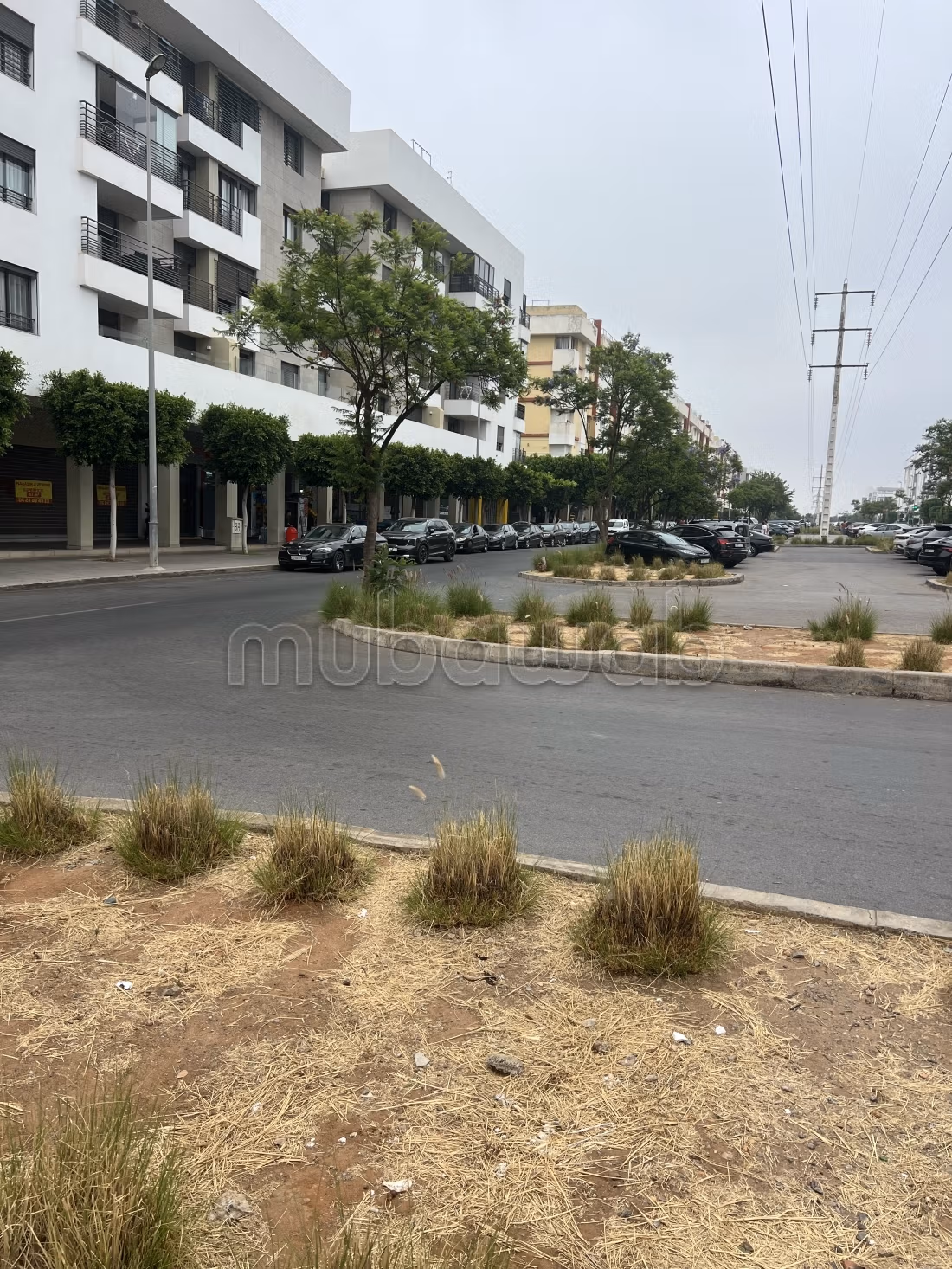 Magasin Premium 47 m² – Double Façade Témara