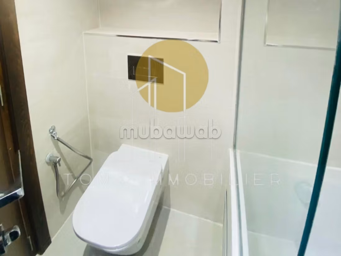 Appartamento in vendita a Cité Taieb Mhiri. Superficie di 118 m²
