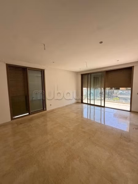 Alquiler de apartamento de 3 habitaciones en Eagle Hills