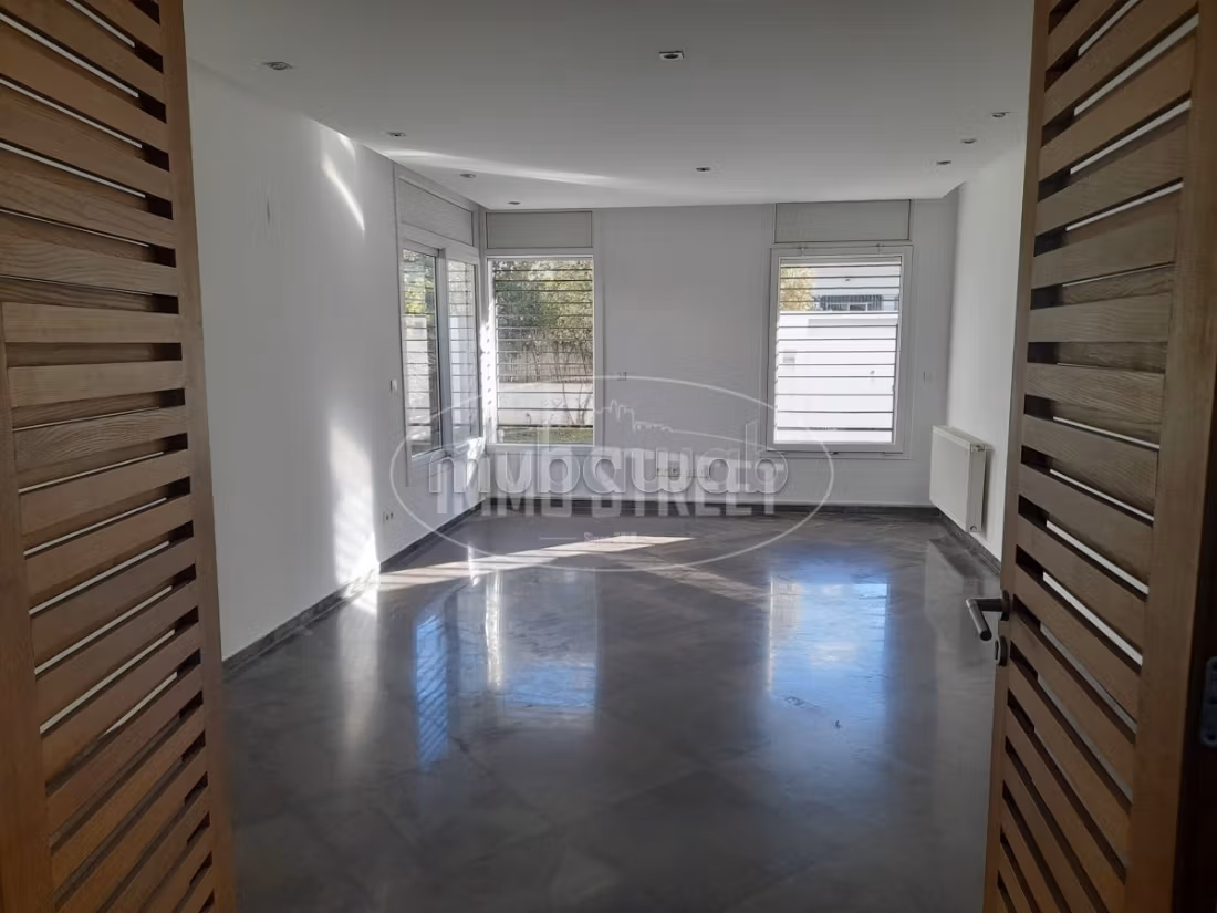 For rent – villa S4 in La Marsa Cité les Pins