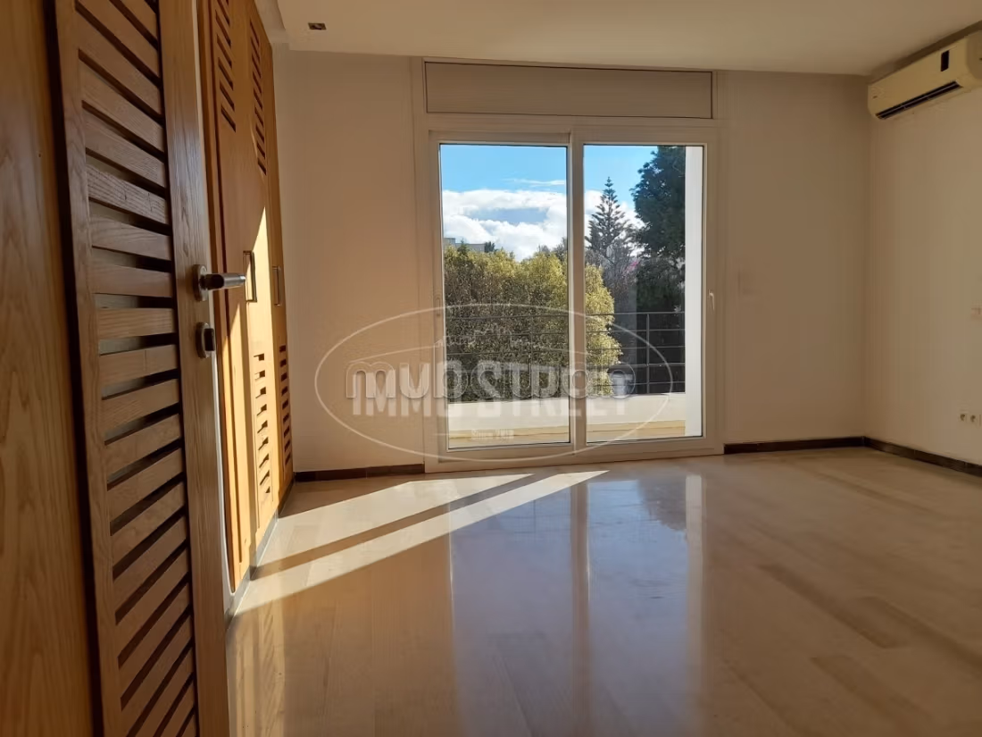 For rent – villa S4 in La Marsa Cité les Pins