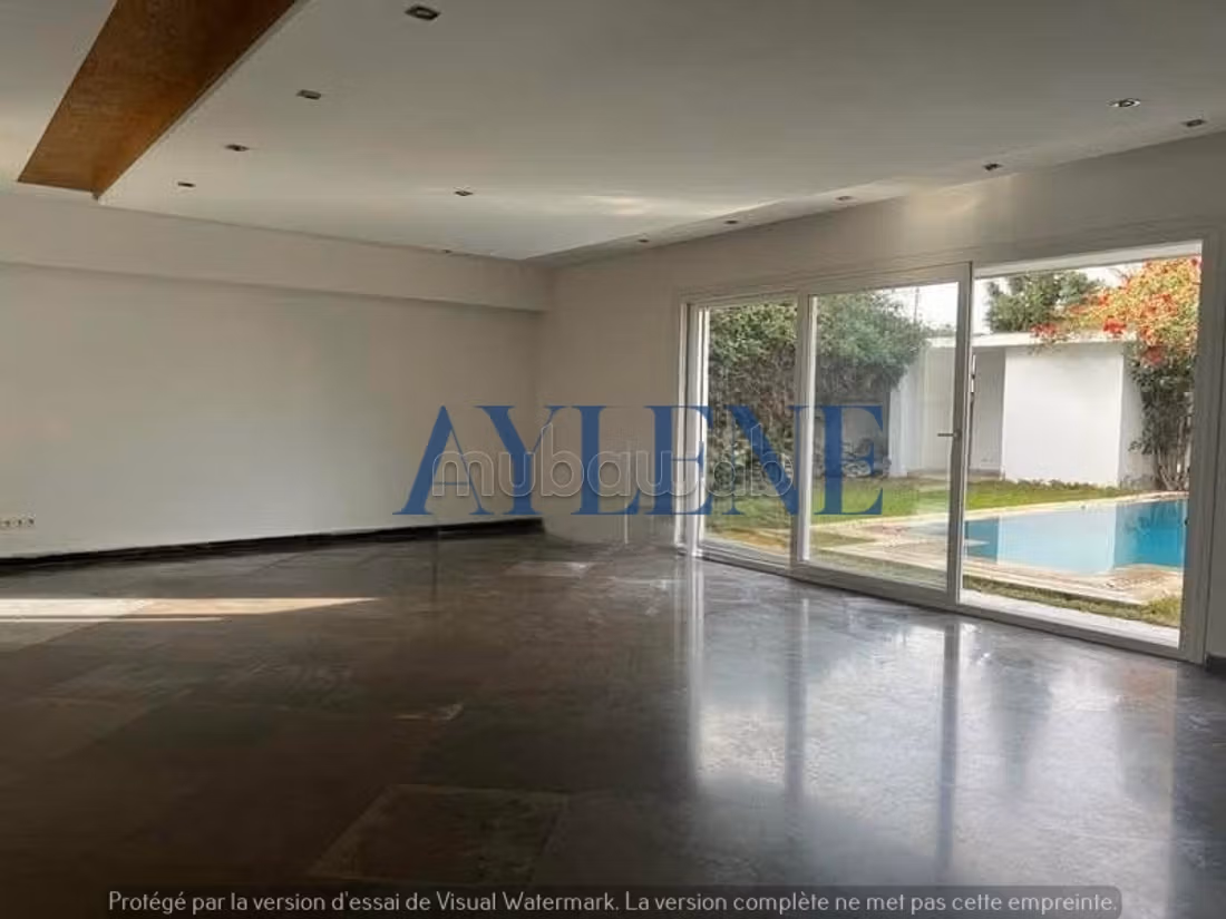 Villa S4 con piscina e giardino in affitto a La Marsa