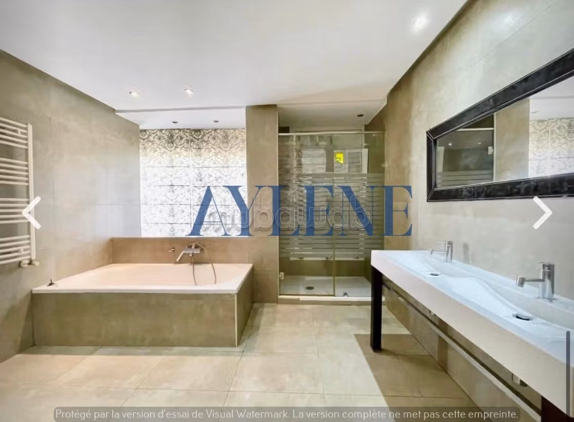 Villa S4 con piscina e giardino in affitto a La Marsa