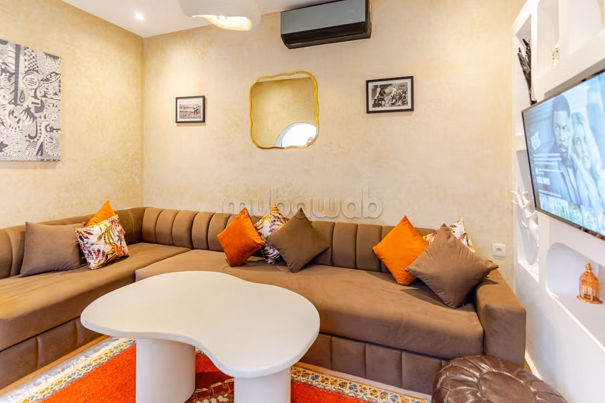 Riad affascinante con piscina, Ristrutturato e facilmente accessibile