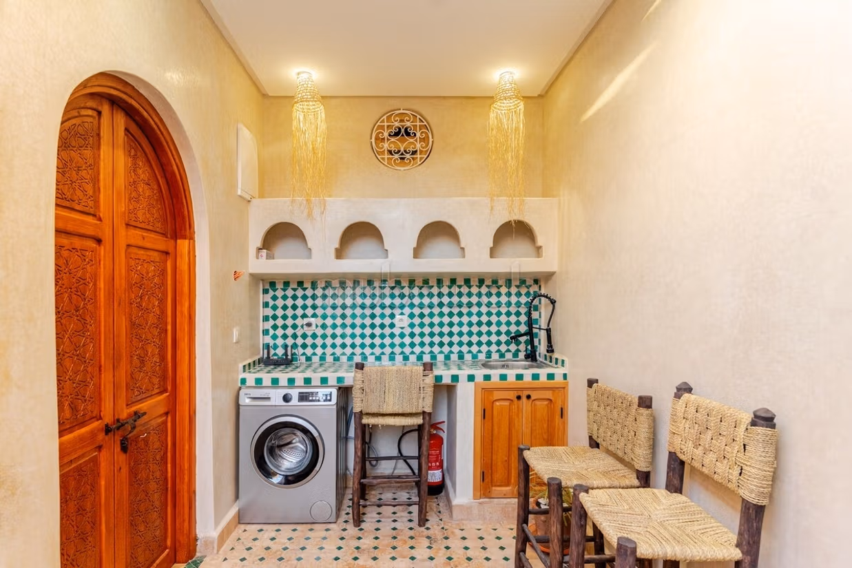 Riad affascinante con piscina, Ristrutturato e facilmente accessibile
