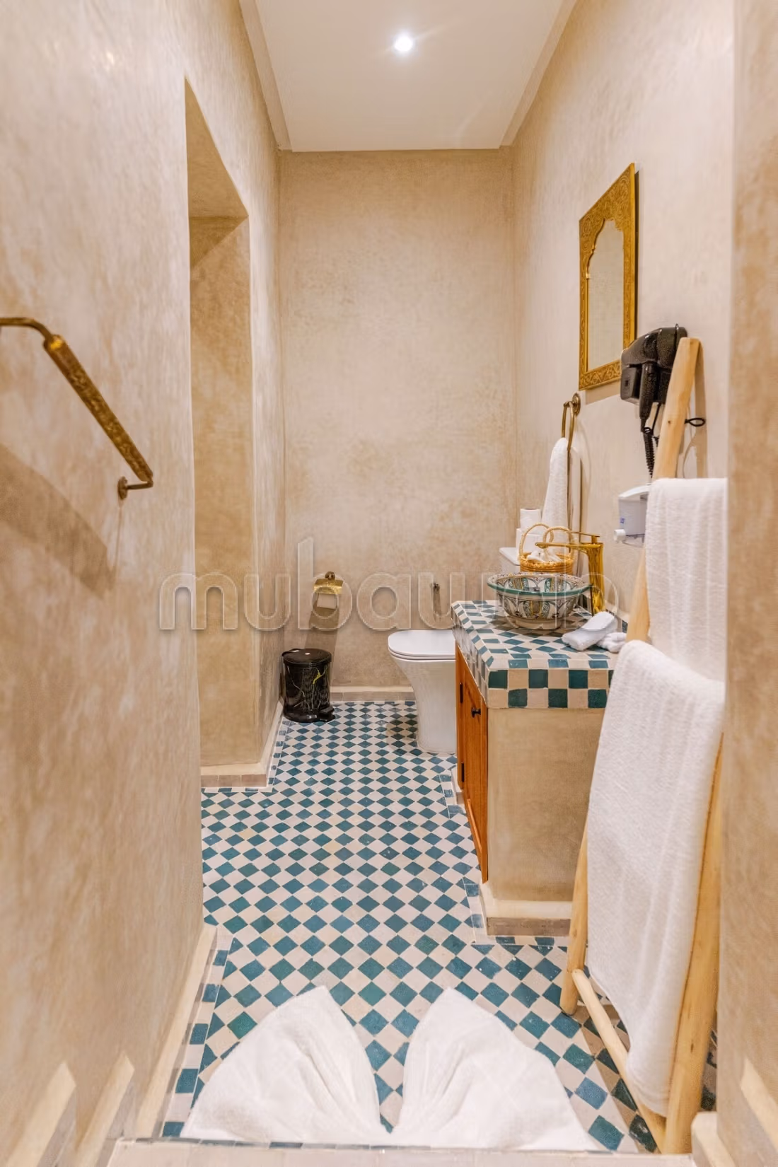 Riad affascinante con piscina, Ristrutturato e facilmente accessibile