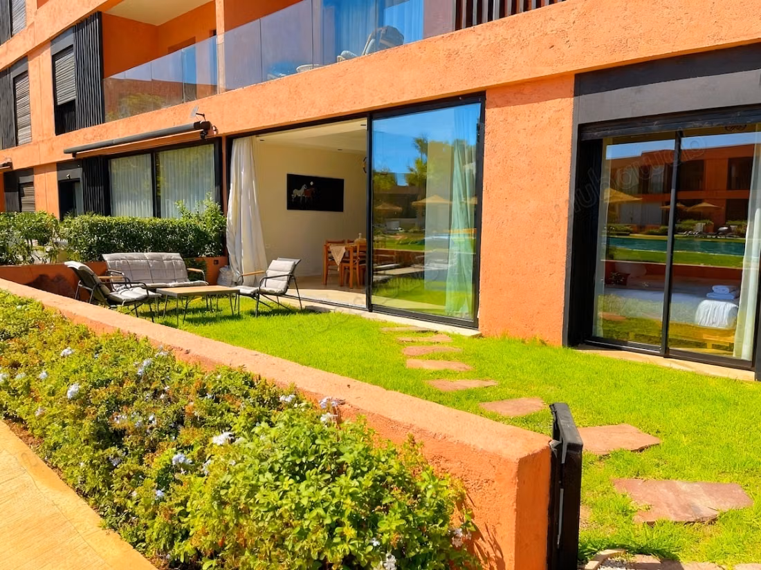Bel appartement avec jardin privatif au Noria Golf Resort