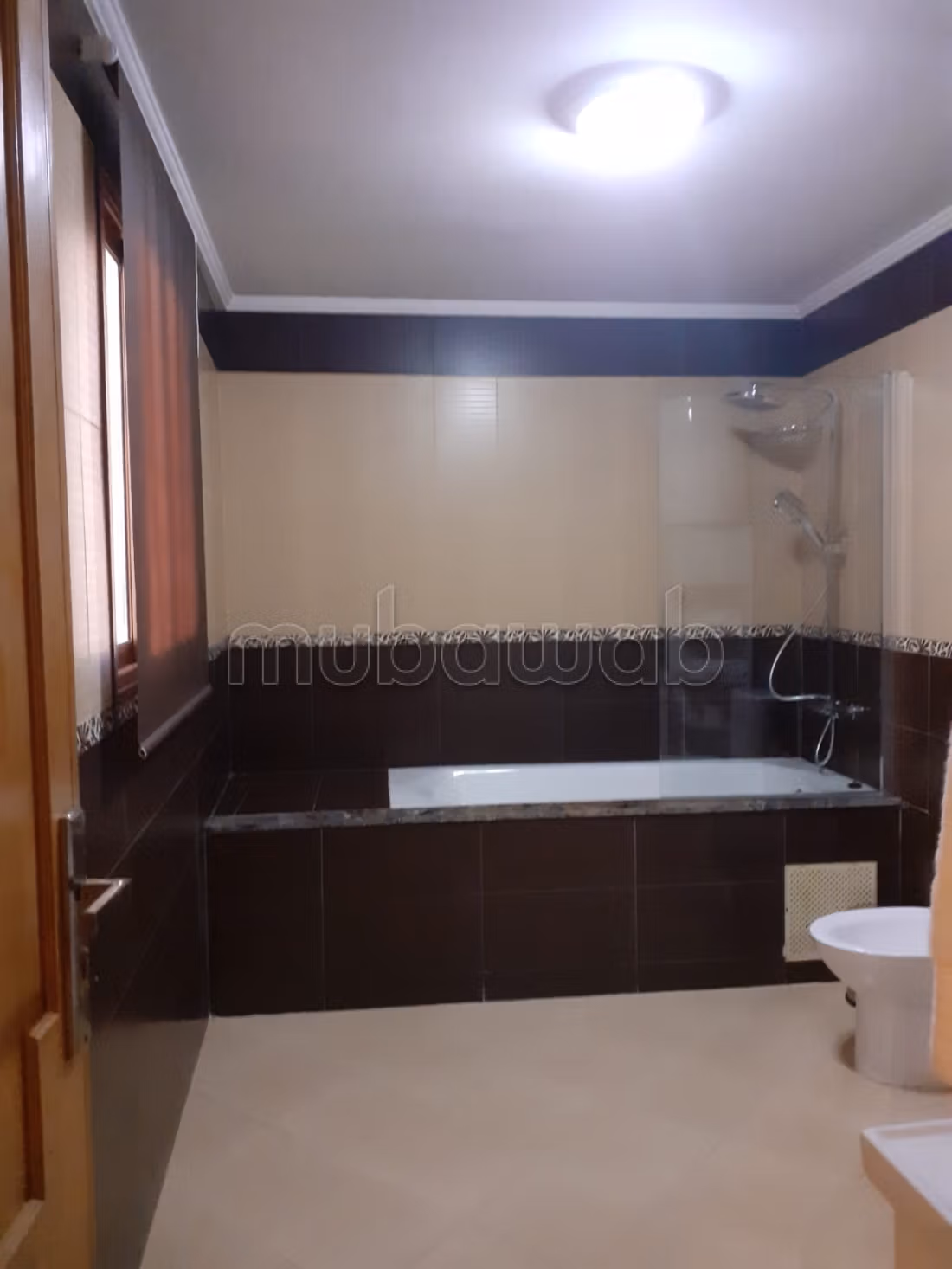 Magnifica villa in affitto in Route Immouzer. 3 camere. Soffitta