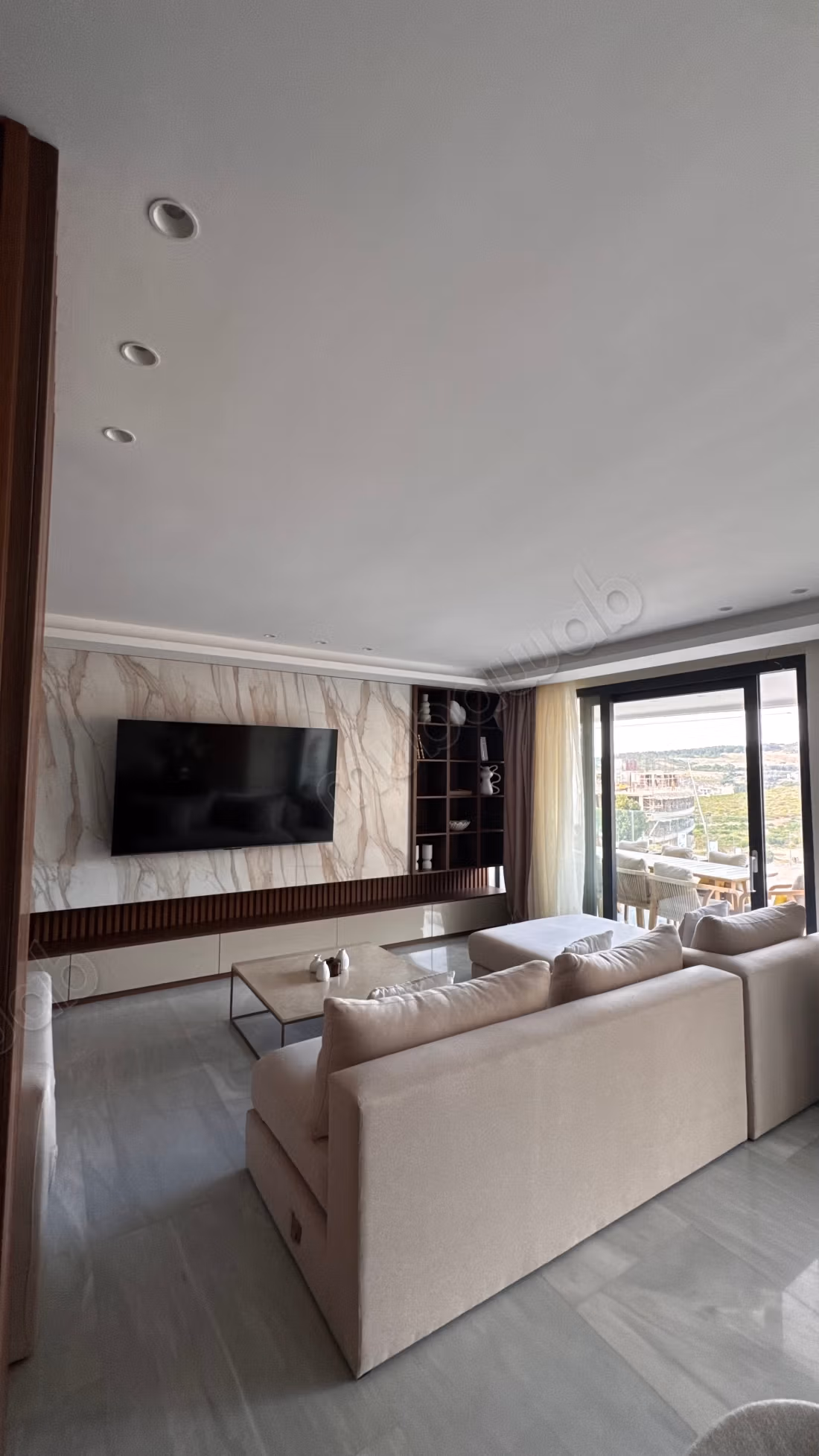 Apartamento en venta en Sania. 3 habitaciones. Bien amueblado