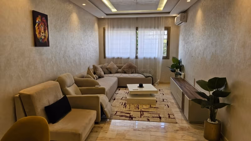 Schone en moderne appartement met aangelegde binnenplaats