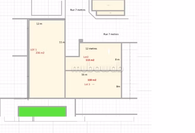 3 lots, cloturés 113m2 
130m2 
236 m2