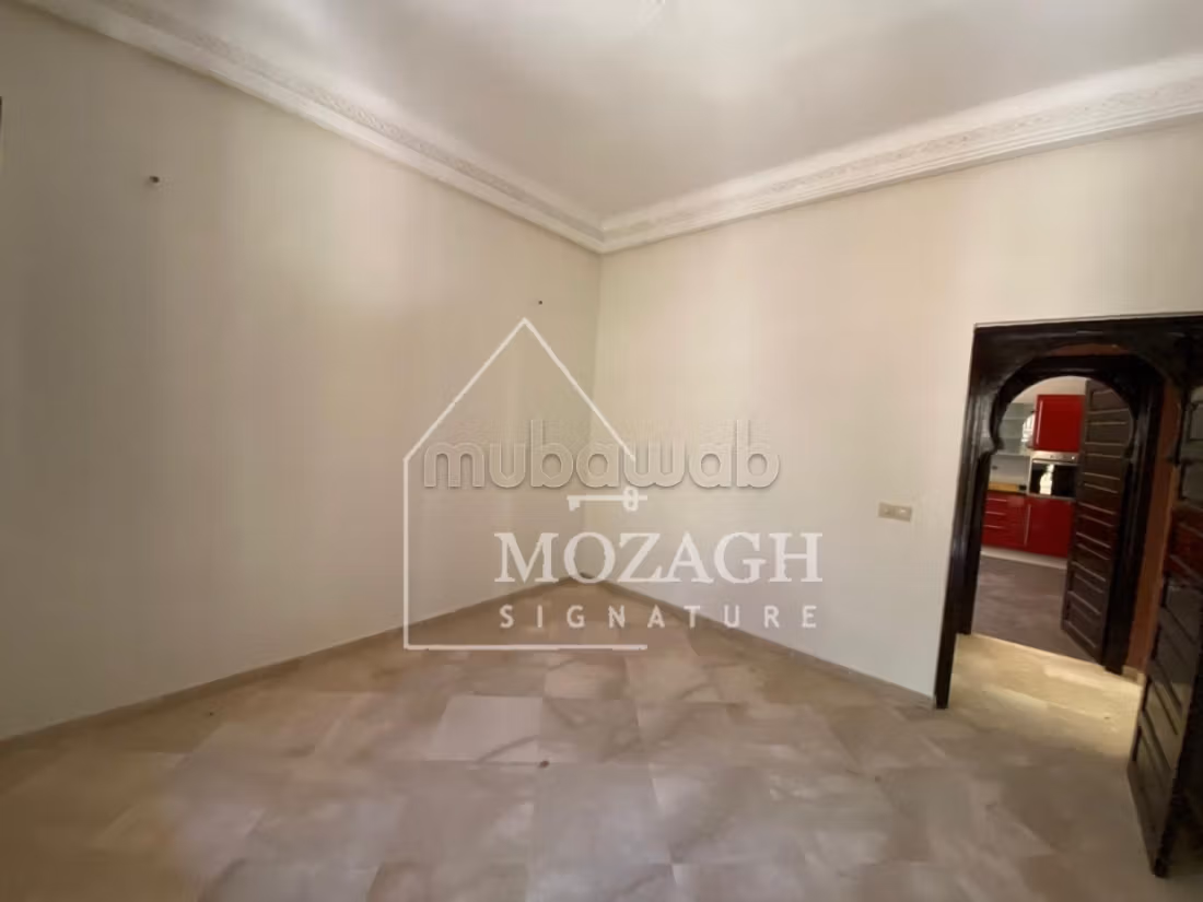 Magnifica villa di 350 M2 – Quartiere Targa