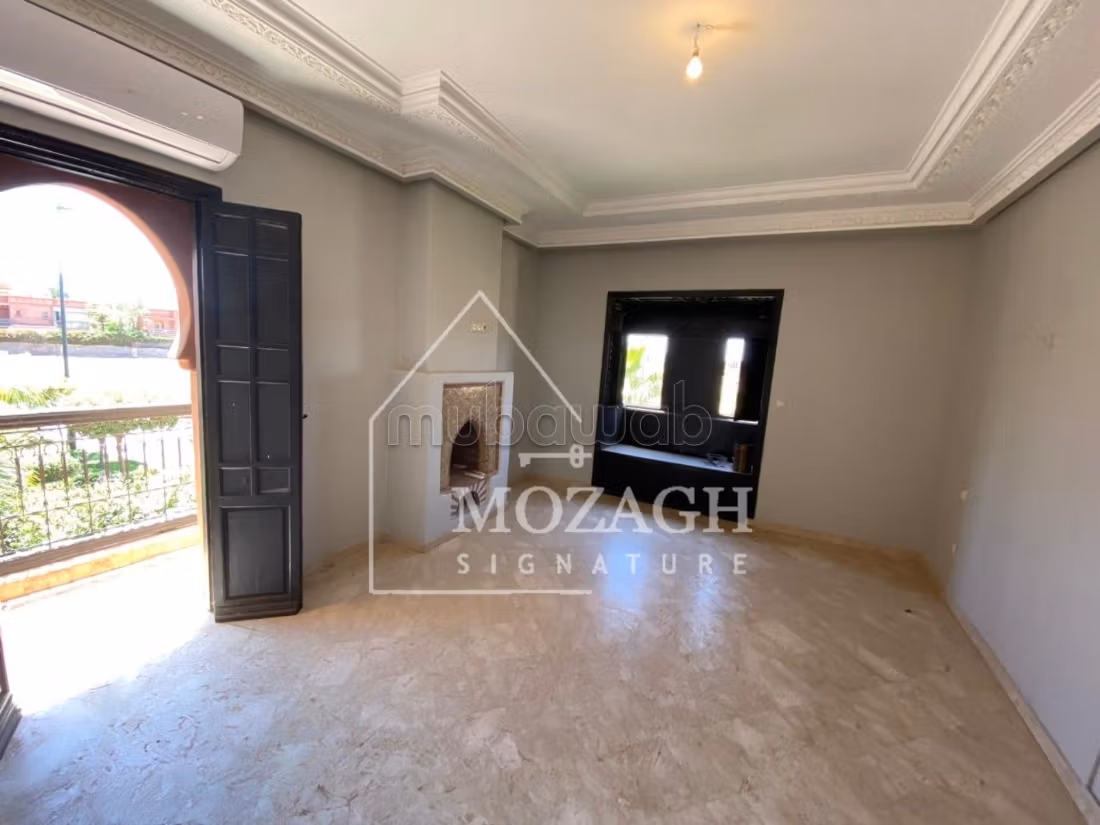 Magnifica villa di 350 M2 – Quartiere Targa