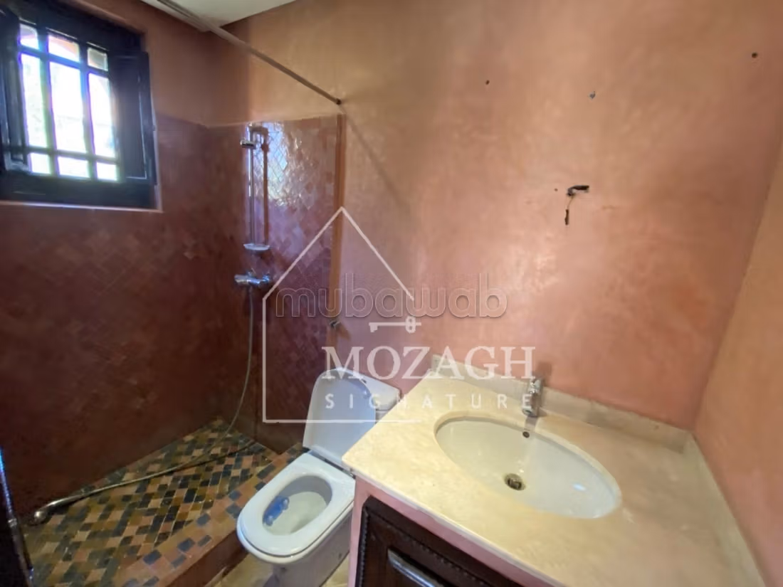 Magnifica villa di 350 M2 – Quartiere Targa