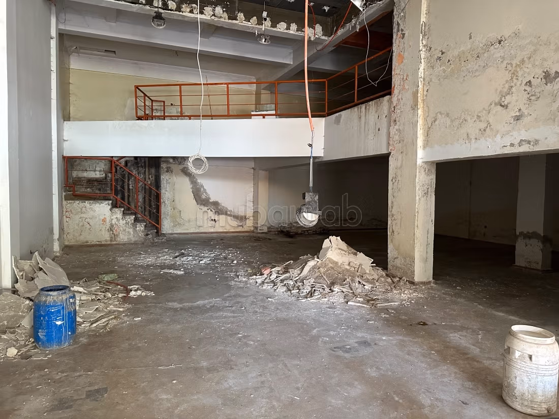 En venta - local comercial de 225 m² - Guéliz
