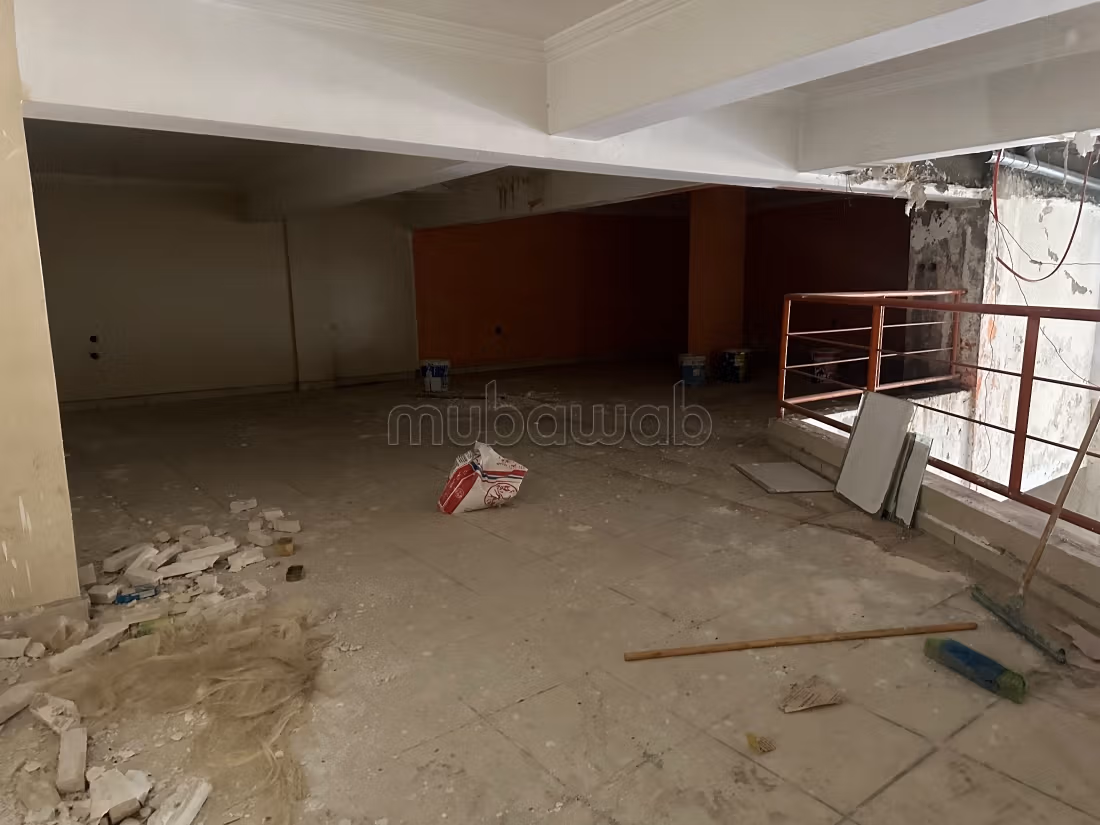 En venta - local comercial de 225 m² - Guéliz