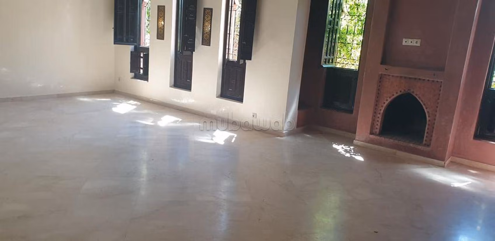 LOCATION Villa 5 chambres 300 m2 Masmoudi Targa