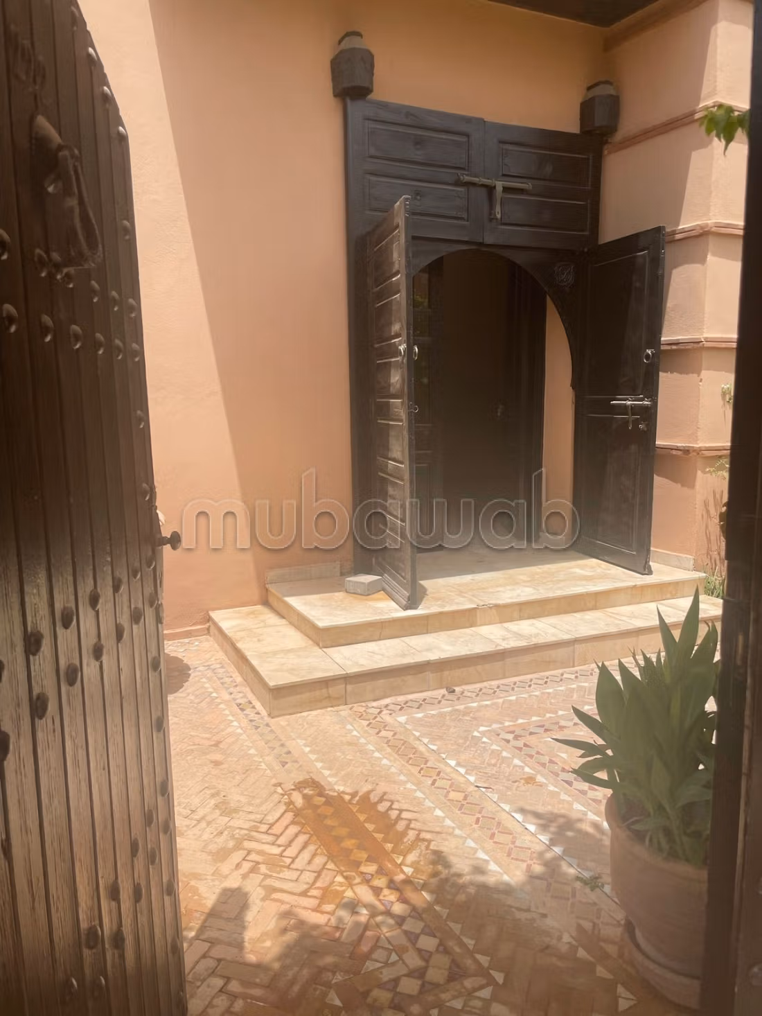 LOCATION Villa 5 chambres 300 m2 Masmoudi Targa